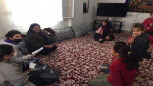 Protokol eşlerinden mağdur ailelere ziyaret