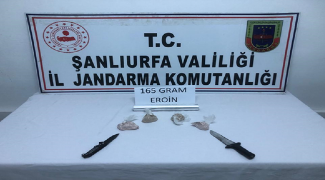 Şanlıurfa'da durdurulan otomobilde eroin maddesi ele geçirildi