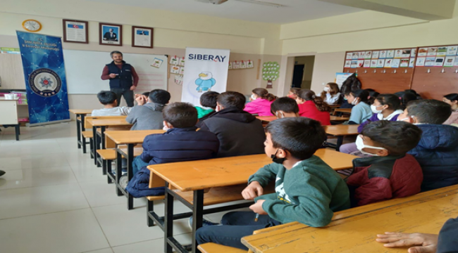 Siberay projesi okullarda anlatıldı