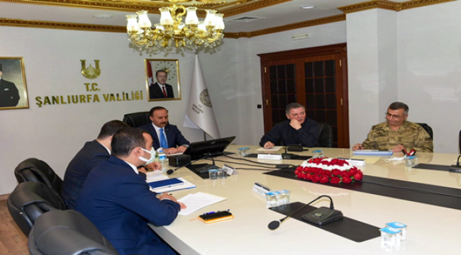 Sınır'da bulunan İl Valileri Suriye değerlendirme toplantısı yaptı