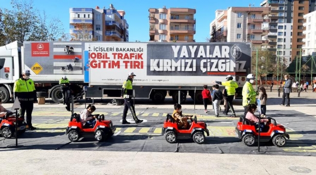 Urfa'da öğrencilere trafik eğitimi