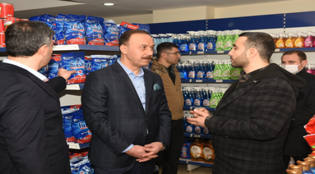Vali Erin Ay Işığım Derneğini Ziyaret Etti