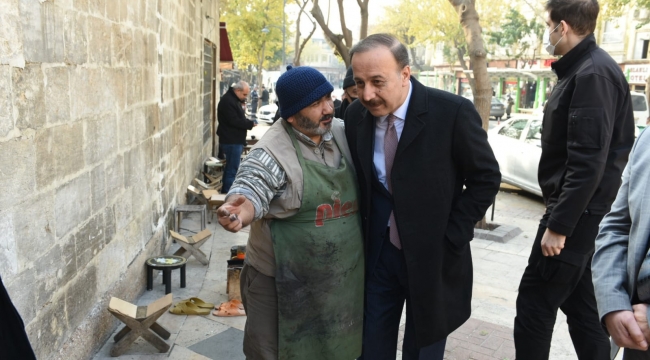 Vali Erin, Mesaiye Esnaf ve Vatandaşları Ziyaretle Başladı
