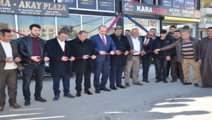 Akçakale'de BORA AKAY plaza açıldı  