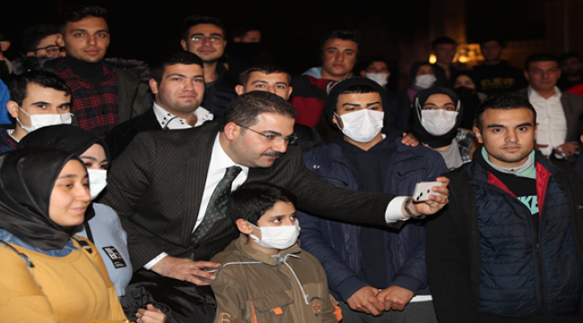 Başkan Canpolat, Gençlerle Sinema etkinliğinde buluştu 