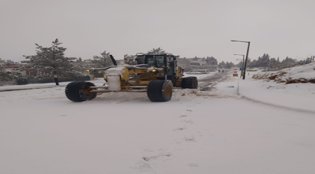 Başkan Kuş, Ekiplerin Çalışmalarını Sahada Tek Tek İnceledi