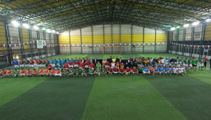 Başkan Kuş, Futbol Turnuvasının Açılışında Gençlerle Bir Araya Geldi