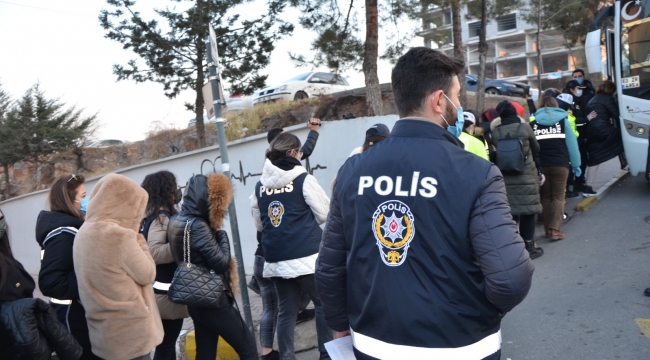 Şanlıurfa'da fuhuş operasyonu, 14 kadın sınır dışı edilecek