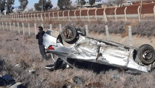 Şanlıurfa'da otomobil takla attı