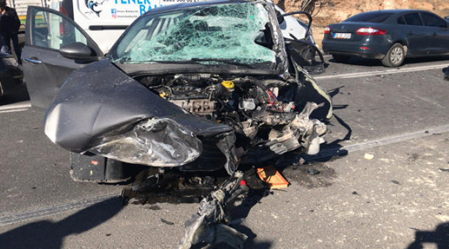 Şanlıurfa'da zincirleme trafik kazası, 4 yaralı