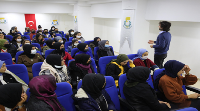 Sınava Hazırlanan Gençlerden Başkan Canpolat'a Teşekkür