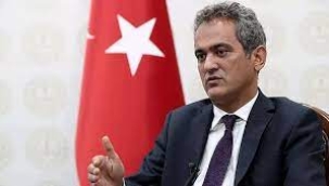 Bakan Özer'den canlı yayında yüz yüze eğitim açıklaması