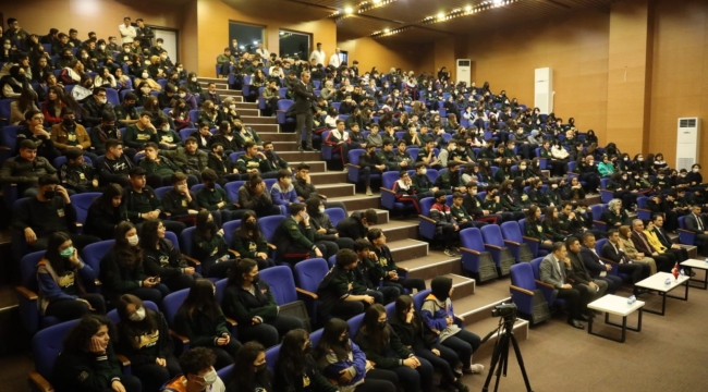 BAŞKAN BEYAZGÜL TÜBİTAK’DA DERECEYE GİREN ÖĞRENCİLERLE BULUŞTU