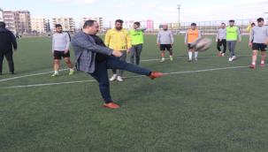 Başkan Ekinci'den Viranşehir Belediyespor 'a Moral Ziyareti