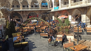 Gümrük handa güneş keyfi