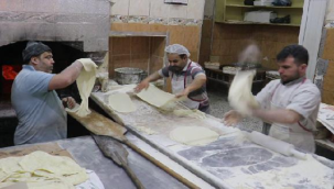 Urfa'da fırıncı esnafı, Şuanda Hiç Para Kazanamıyoruz