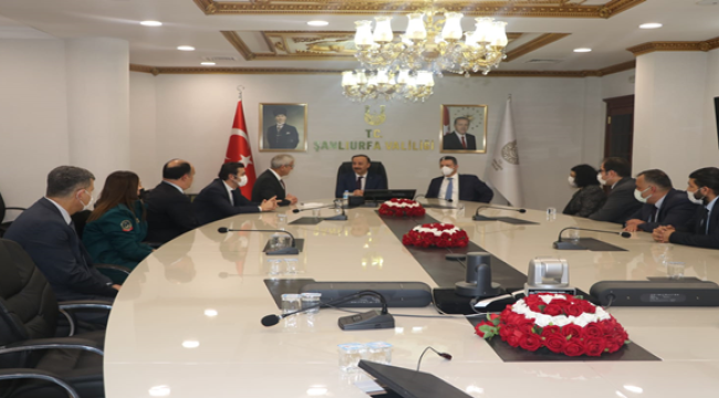 Vali Erin, Gümrük Çalışanlarına Başarılar Diledi