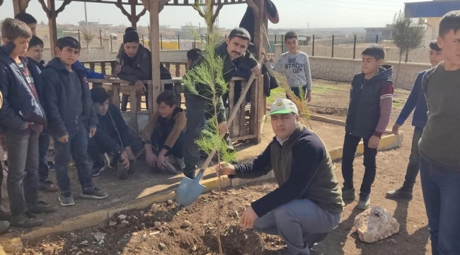 Viranşehirli şehit Kete’nin okulunda fidan dikildi