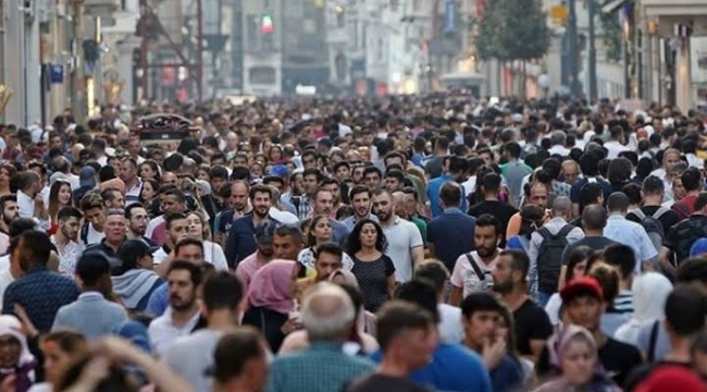 2021'de işsiz sayısı 121 bin kişi azalarak 3 milyon 919 bin kişi oldu