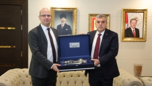 AK Parti Genel Başkan Yardımcısı İleri'den Büyükşehire ziyaret 