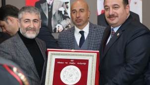 BAKAN NEBATİ, BAŞKAN EKİNCİ'Yİ KUTLADI 