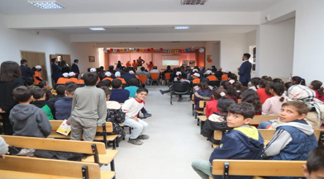 Başkan Kuş, 'Ovanın Başakları Okuyor' Projesinde Öğrencilerle Buluştu