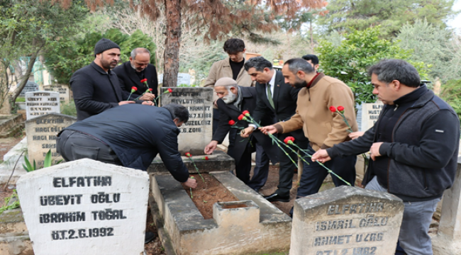 Gazelhan Tenekeci Mahmut Mezarı Başında Anıldı