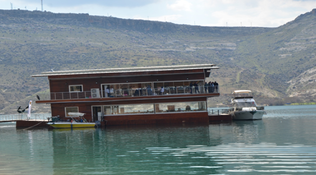 Halfeti'de yüzer duba ile el sanatları tanıtılacak