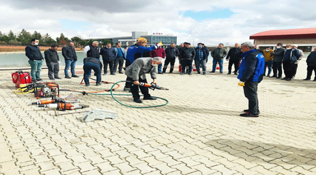 Harran Üniversitesi Personellerine Afet Bilinci Eğitimi Verildi