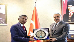 SRİ Lanka Ankara Büyükelçisi Hassen'den Başkan Peltek'e Ziyaret