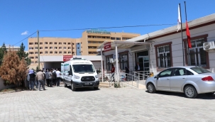 Urfa"da araç içersinde ölü olarak bulundu 