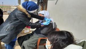 Viranşehir'de 65 Yaş ve Üzeri Vatandaşlar Aşılandı