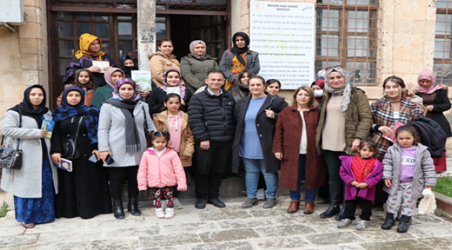 Viranşehir'de kadınlar okuma yazma öğreniyor