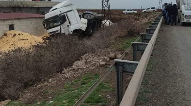 Viranşehir'de trafik kazası, 2 yaralı