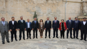 Bakan Kasapoğlu'ndan Eyyübıye'ye Destek Sözü