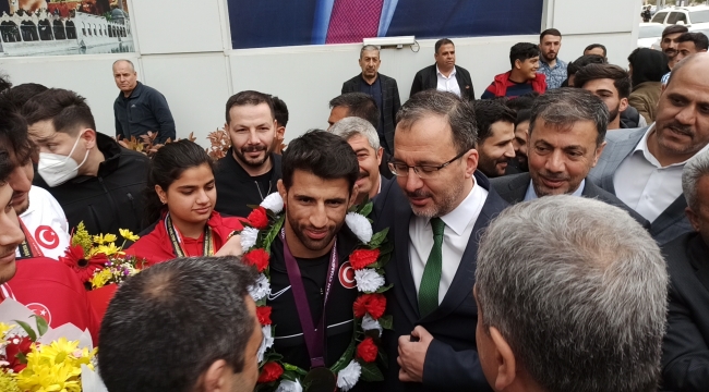 Bakan Kasapoğlu, Şanlıurfa'da İl danışma toplantısına katıldı.