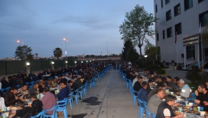 Başkan Ekinci Belediye Personeli İle İftarda Buluştu