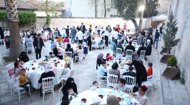 Başkan Kuş, yetim ve öksüz  çocuklarla iftar yaptı