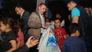 Eyyübiye Belediyesi, 2500 Kuran Kursu Öğrencisine Seccade Hediye Etti