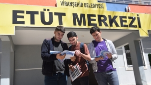 Gençler, Viranşehir Belediyesi İle Üniversite Hayallerine Kavuşuyor 