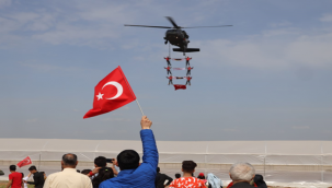 Şanlıurfa'da Türk Yıldızların Gösterileri Büyüledi