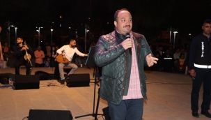 Viranşehir'de 'Ramazan Bir Başka Güzel' İlahi Konseri