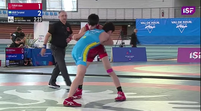 Eyyübiyeli gençler Türkiye'nin gururu oldu 