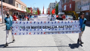 Hilvan'da Gençlik Yürüyüşü Düzenlendi