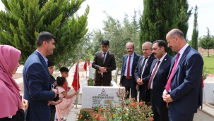 ŞŞanlıurfa'da Şehitliklerde hüzünlü bayram ziyaretiti