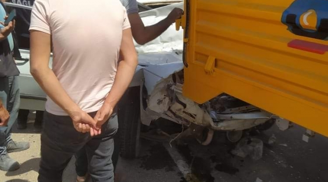 Urfa'da otomobil traktörü arkadan çarptı, 1 ölü, 1 yaralı 