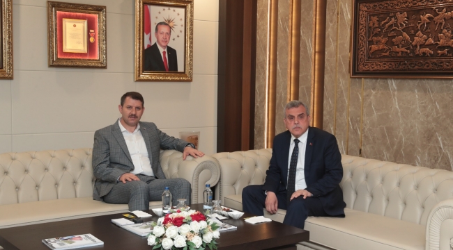 Vali Ayhan'dan Başkan Beyazgül'a ziyaret 