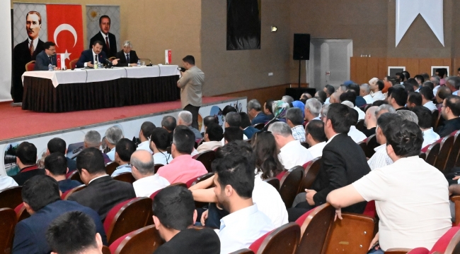 Vali Ayhan: Eğitime Kara Sevdalı Birisiyim