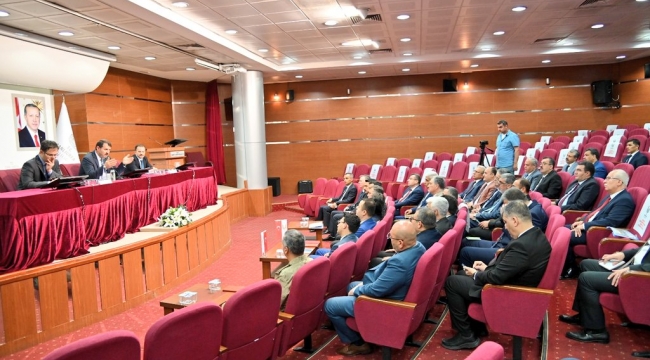 Vali Ayhan, Şanlıurfa'yı keşfetti