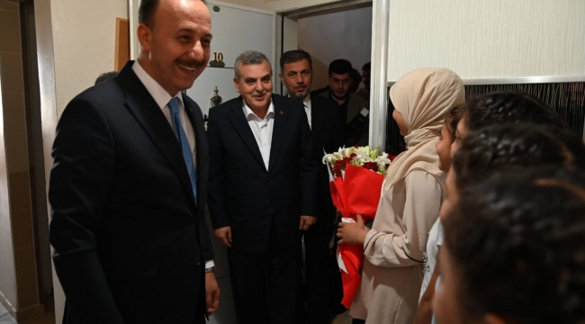 Vali Erin'in Yoğun Bayram Mesaisi